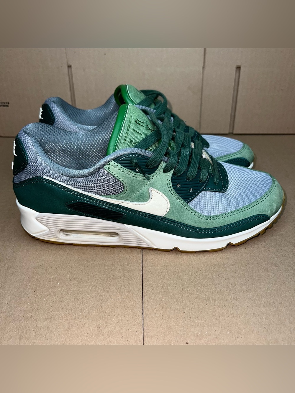 Nike Air Max 90 Premium Pro Green Shoes Mens Size 10 DH4621-300